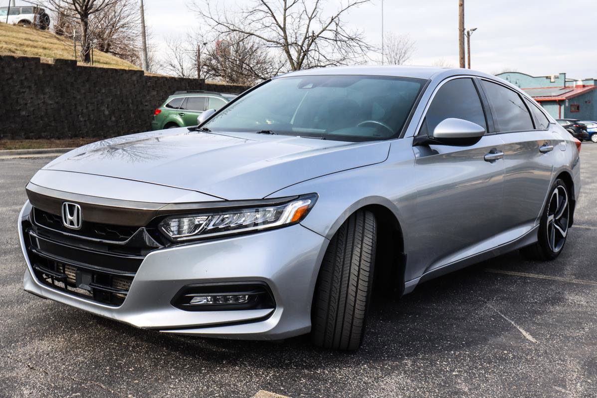 Used 2020 Honda Accord Sport image 3