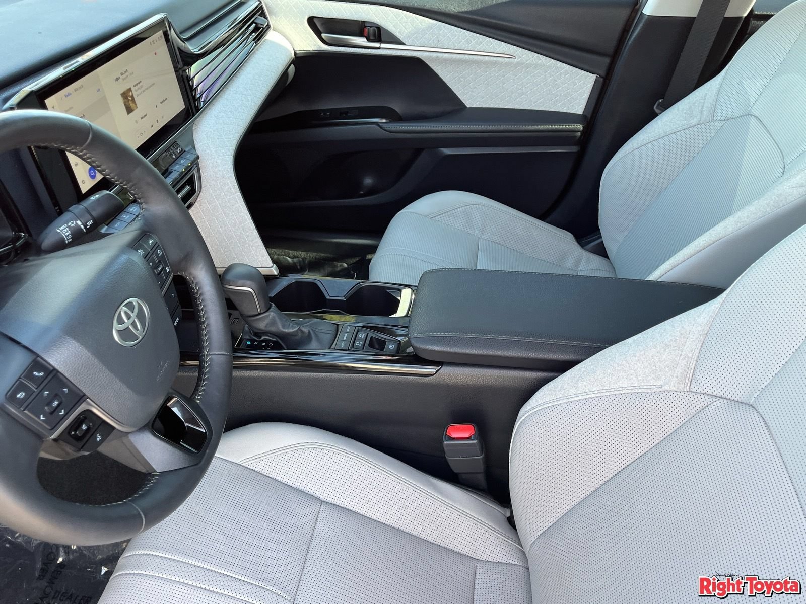 Certified 2026 Toyota Camry XLE FWD image 21