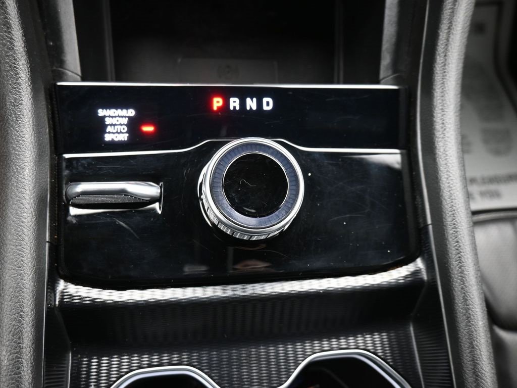 Certified 2024 Jeep Grand Cherokee L Limited w/ Luxury Tech Group II image 23