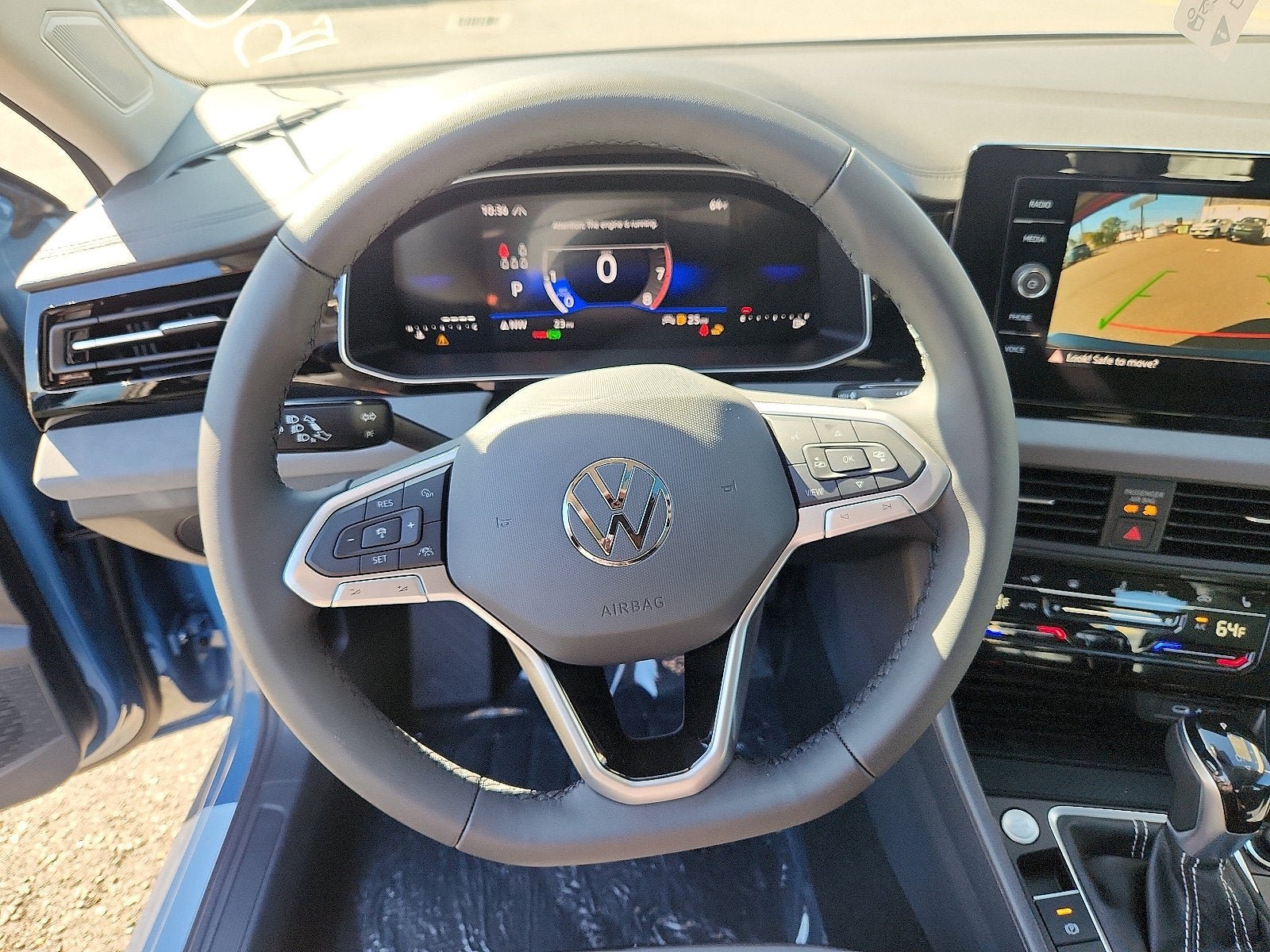 New 2027 Volkswagen Jetta SE FWD image 17
