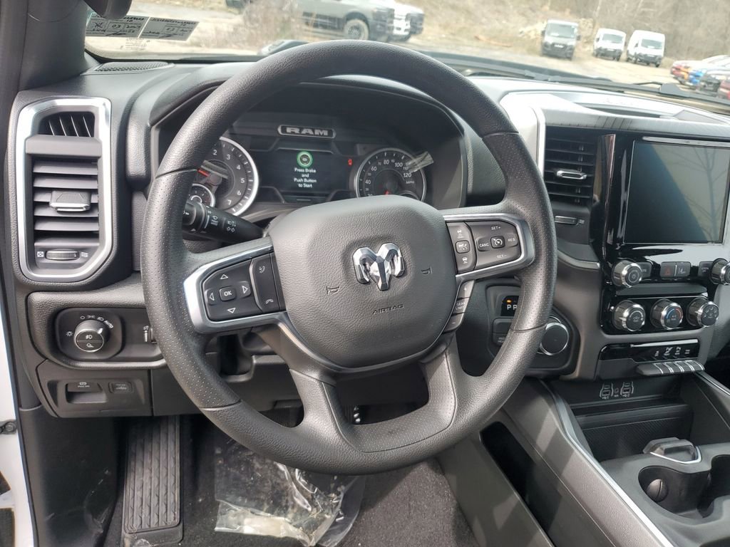 New 2026 RAM 1500 Express AWD/4WD image 15