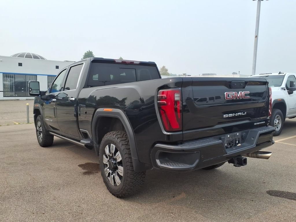 Used 2024 GMC Sierra 2500 Denali w/ Denali Reserve Package AWD/4WD image 7