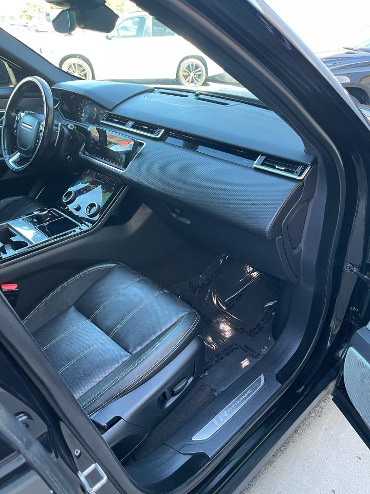 Used 2019 Land Rover Range Rover Velar R-Dynamic SE AWD/4WD image 20