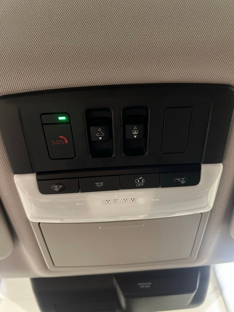 Used 2024 Mitsubishi Outlander SE AWD/4WD image 30