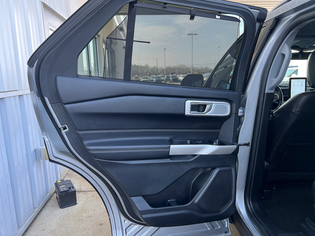 Used 2022 Ford Explorer Limited w/ Limited Technology Package image 31