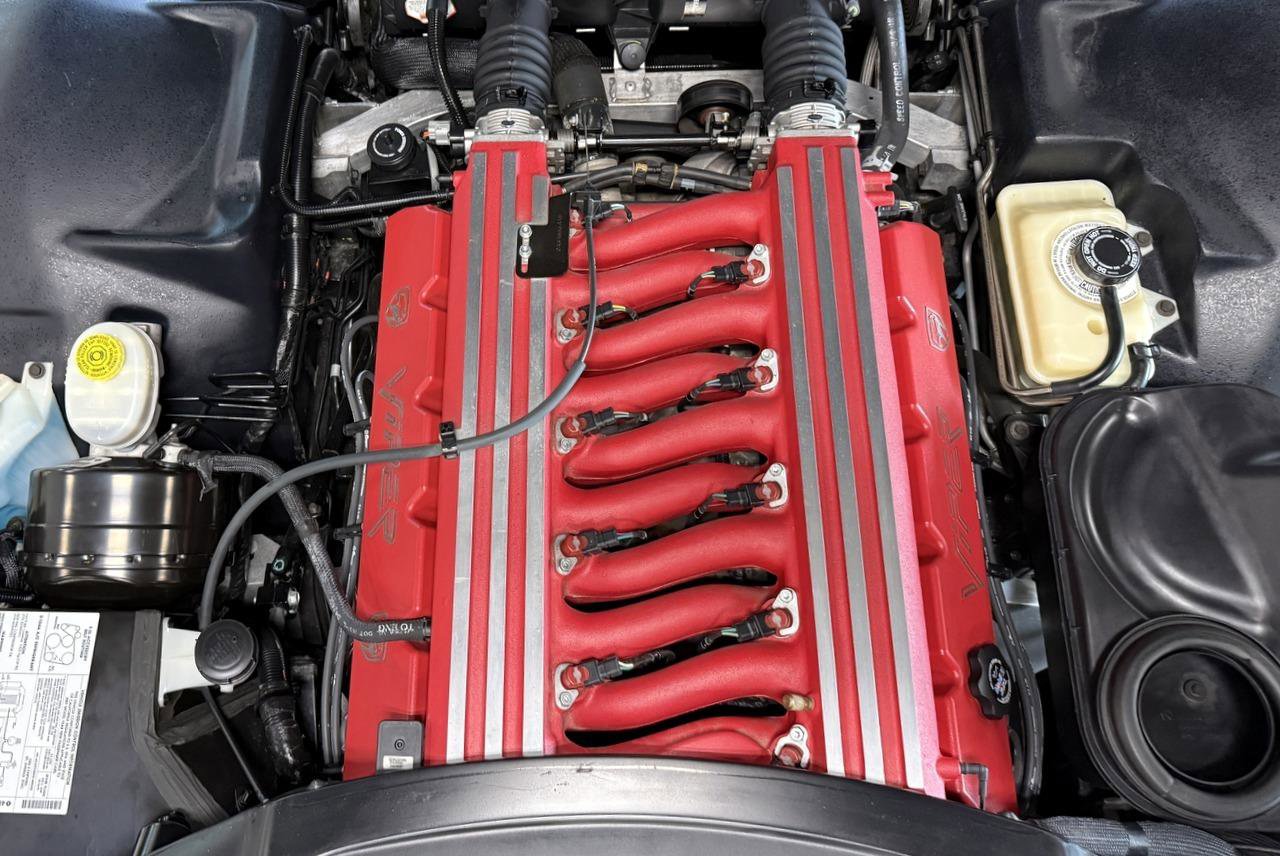 Used 2001 Dodge Viper GTS RWD image 53