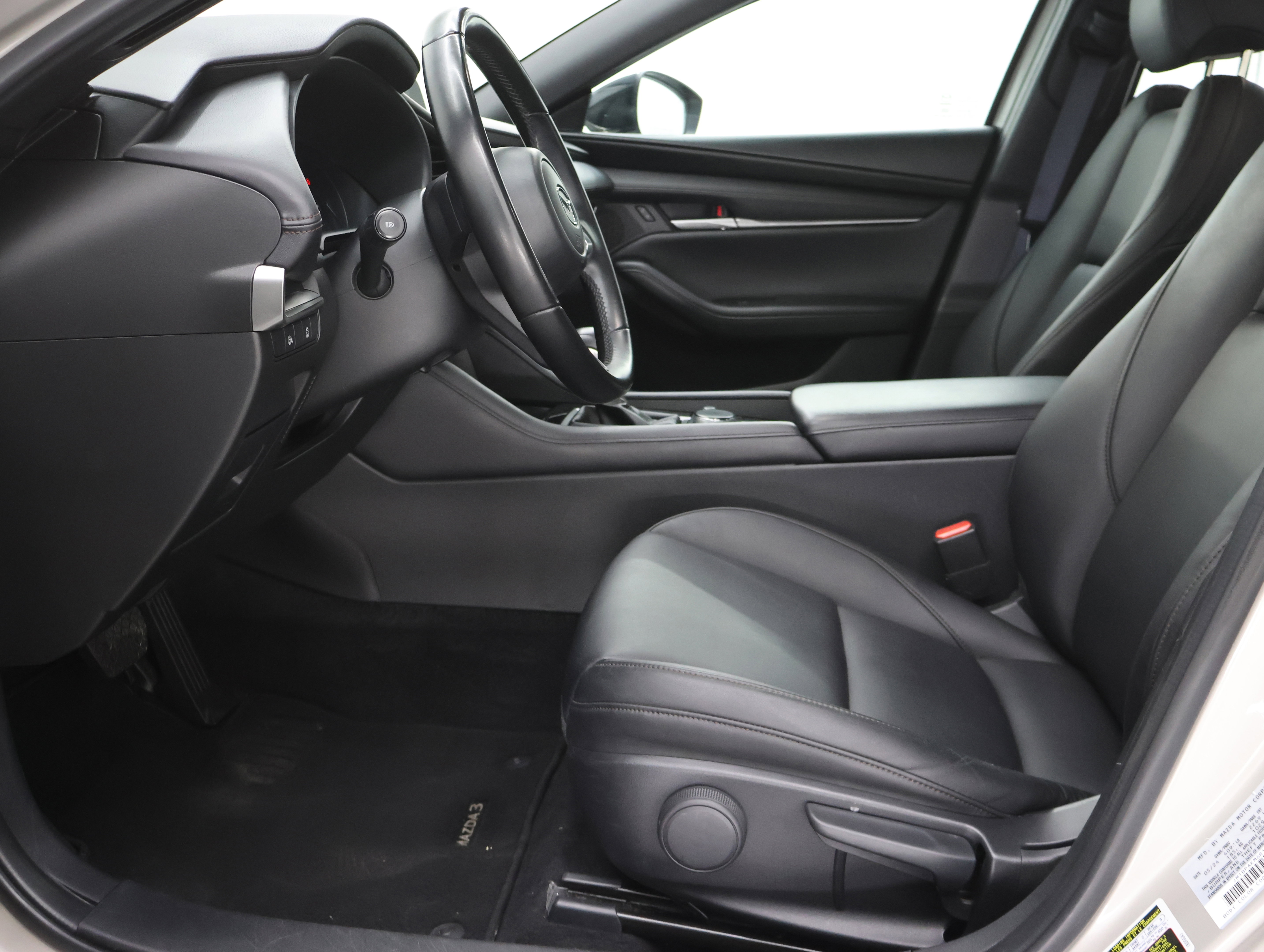 Used 2024 MAZDA MAZDA3 s image 8