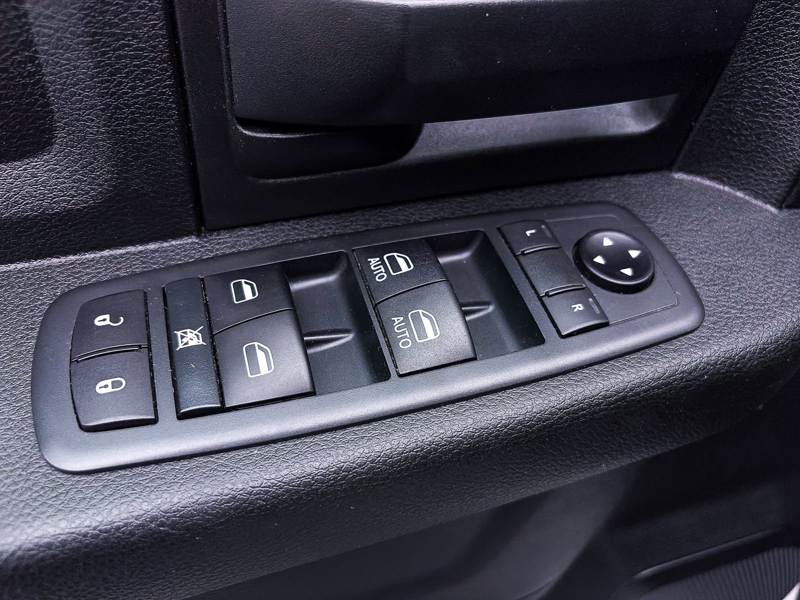 Used 2020 RAM 3500 Tradesman AWD/4WD image 11