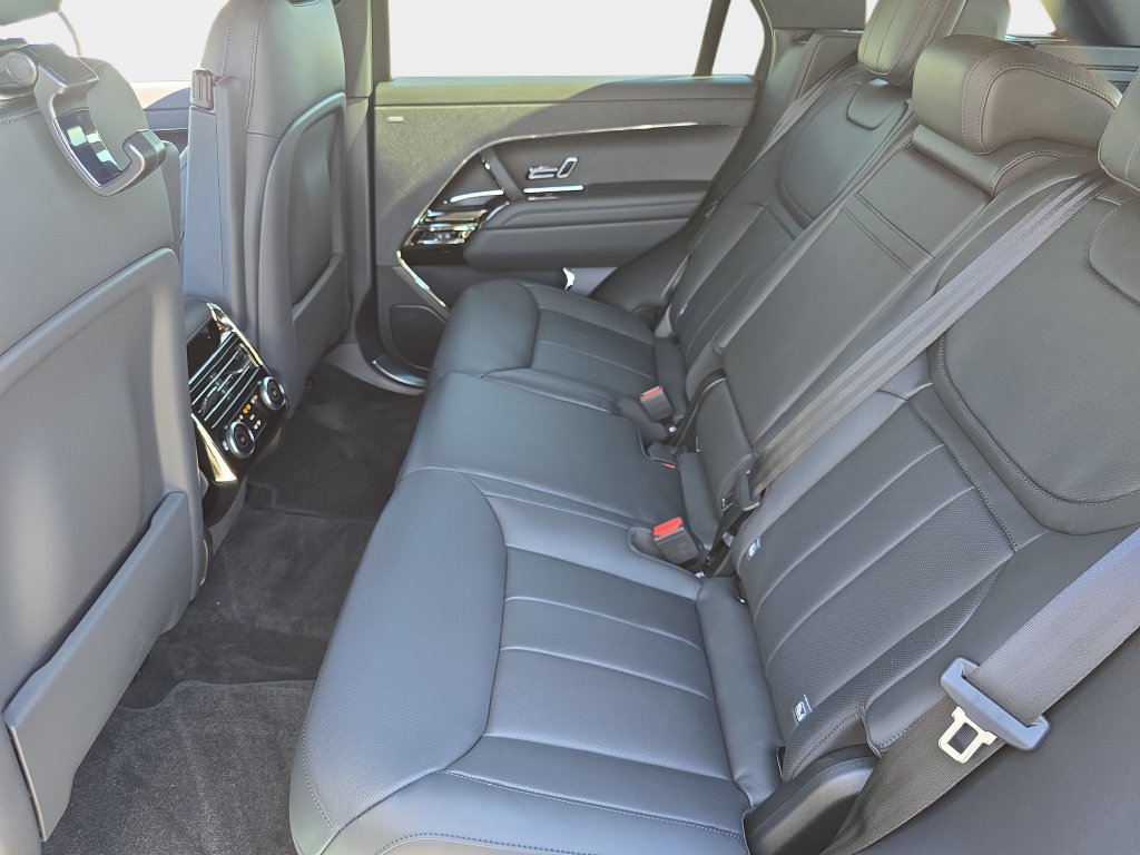 New 2026 Land Rover Range Rover Sport Dynamic SE AWD/4WD image 15