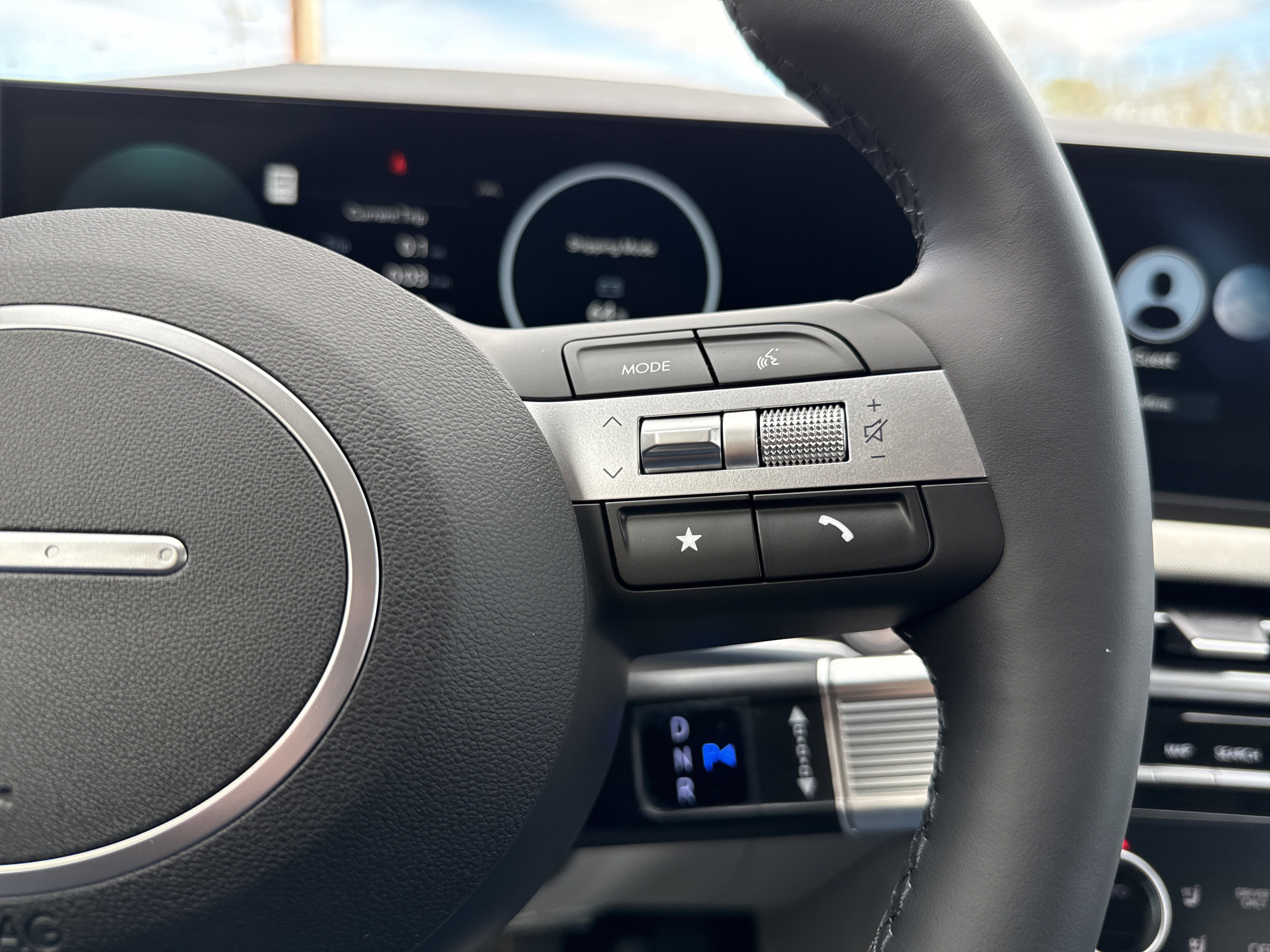 New 2026 Hyundai Tucson Limited image 19