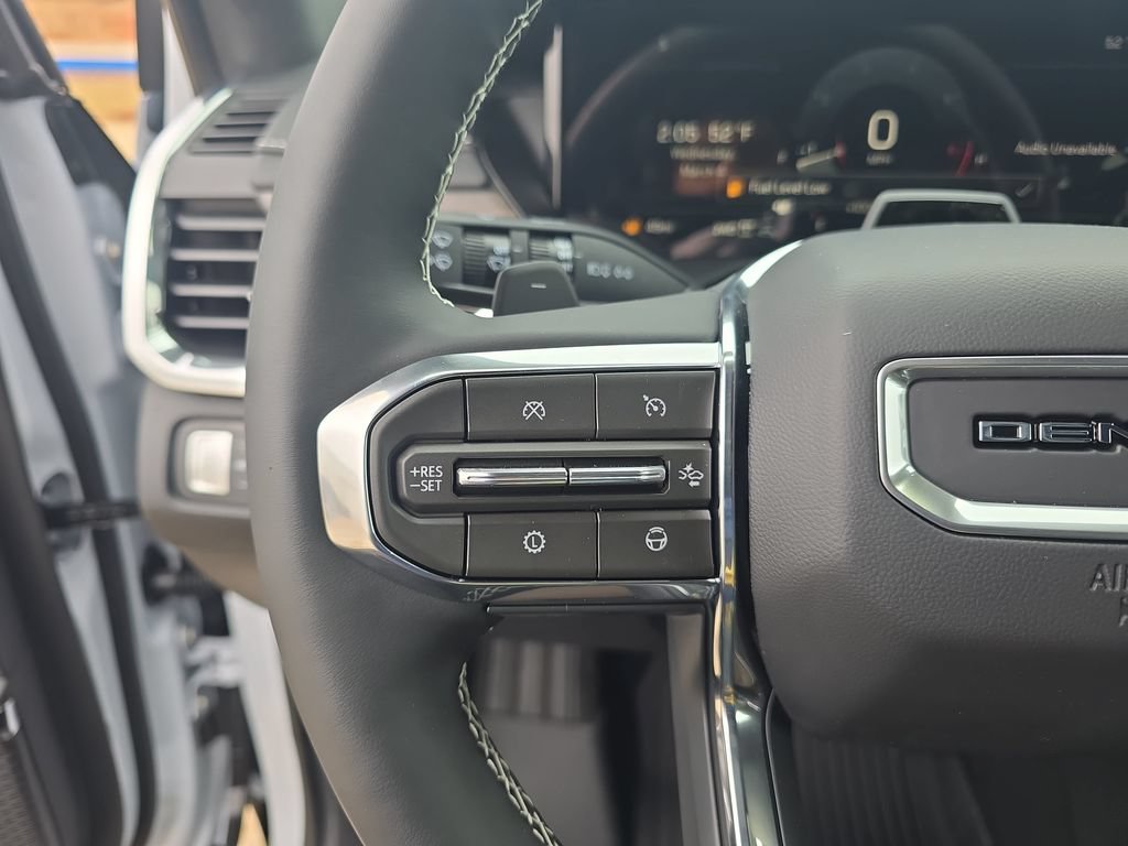 New 2026 GMC Acadia Denali Ultimate w/ LPO, Floor Liner Package AWD/4WD image 18