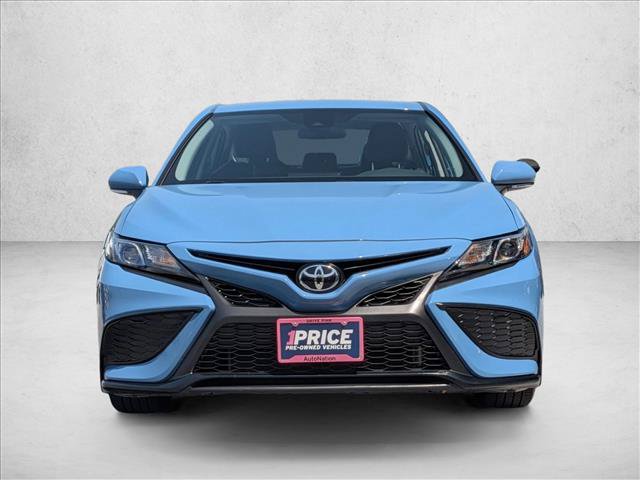 Used 2024 Toyota Camry SE FWD image 2