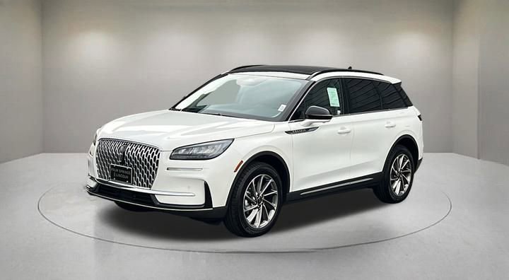 New 2025 Lincoln Corsair Premiere w/ Equipment Group 101A image 2