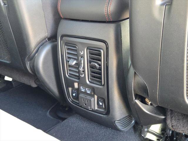 Certified 2024 Dodge Durango R/T AWD/4WD image 11
