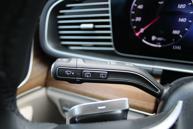 Used 2025 Mercedes-Benz GLE 350 4MATIC image 8
