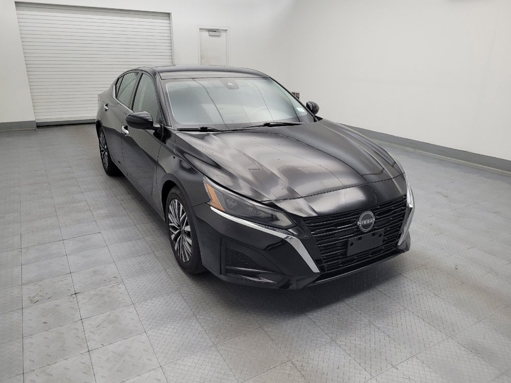 Used 2023 Nissan Altima 2.5 SV FWD image 13