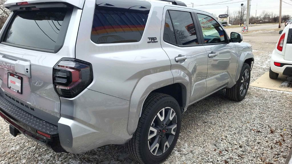 Used 2025 Toyota 4Runner SR5 image 5
