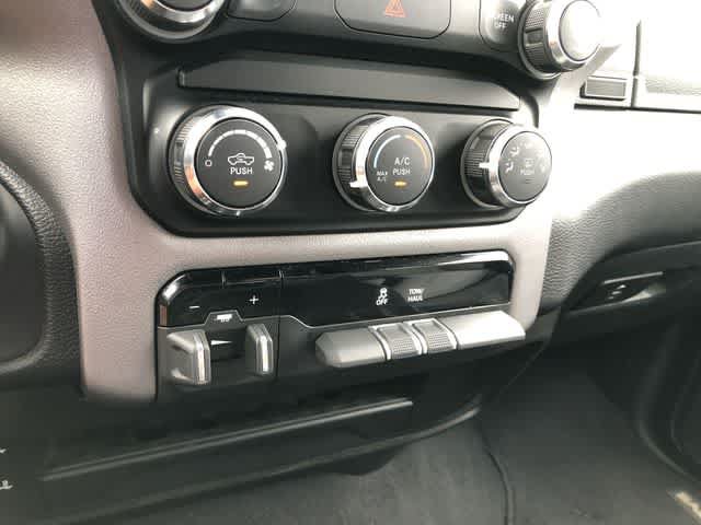 Certified 2024 RAM 2500 Big Horn AWD/4WD image 29