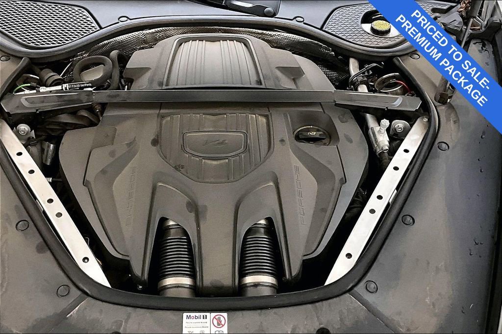 Used 2025 Porsche Panamera 4 w/ Premium Package image 12