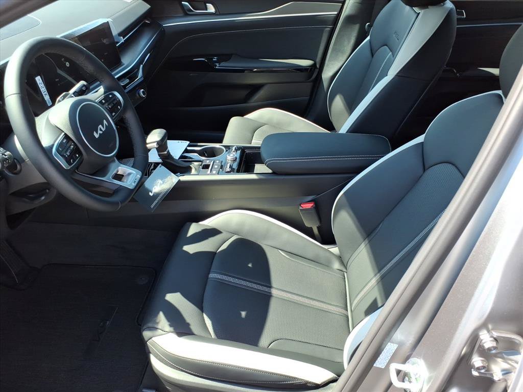 New 2026 Kia K5 GT-Line w/ GT-Line Premium Package FWD image 9