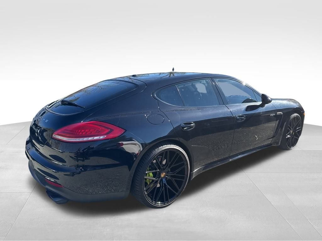 Used 2015 Porsche Panamera S image 5