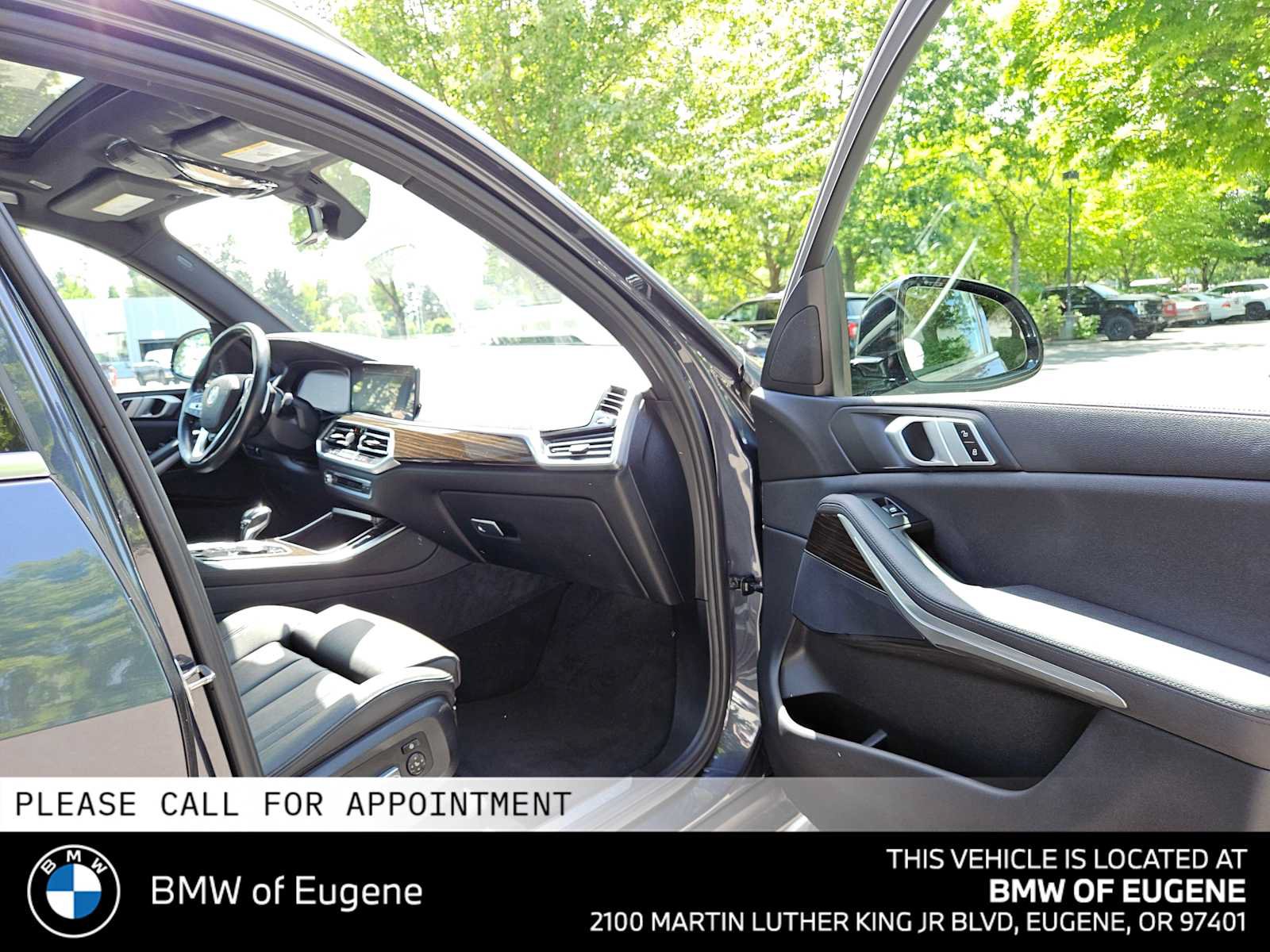 Used 2019 BMW X5 xDrive40i w/ Premium Package 2 AWD/4WD image 10