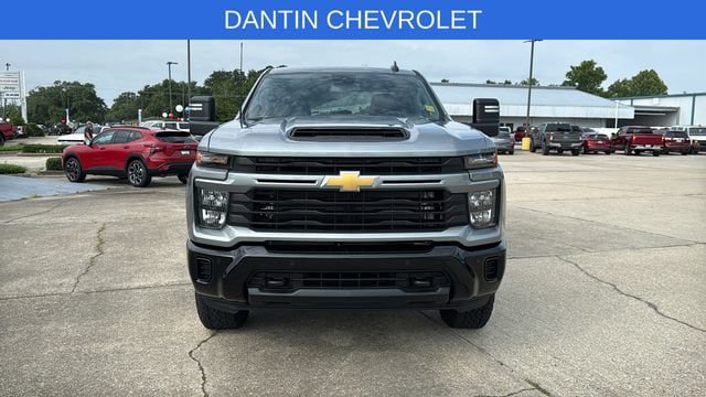 Used 2026 Chevrolet Silverado 2500 Custom w/ Custom Value Package AWD/4WD image 2
