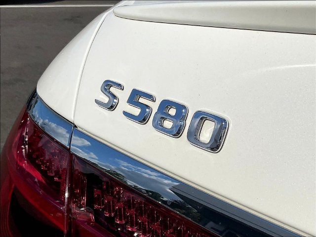Certified 2021 Mercedes-Benz S 580 4MATIC Sedan image 26
