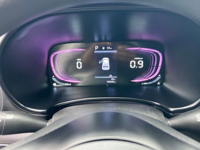 Used 2023 Kia Soul LX image 16