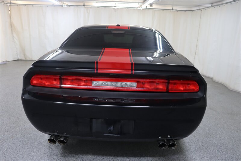 Used 2012 Dodge Challenger SXT RWD image 5