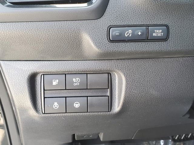 Certified 2024 Nissan Leaf SV Plus image 17