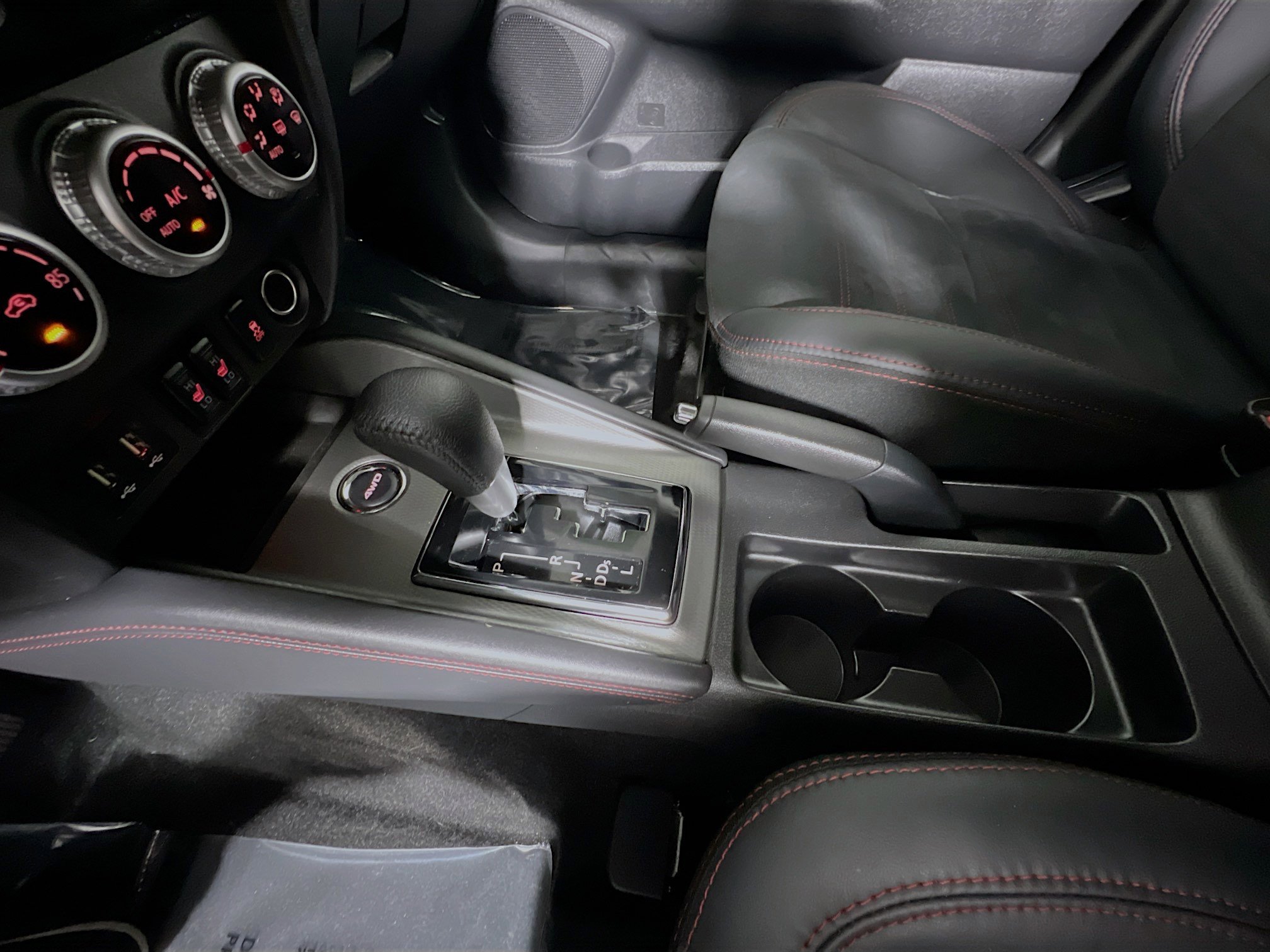 Used 2023 Mitsubishi Outlander Sport SE image 25
