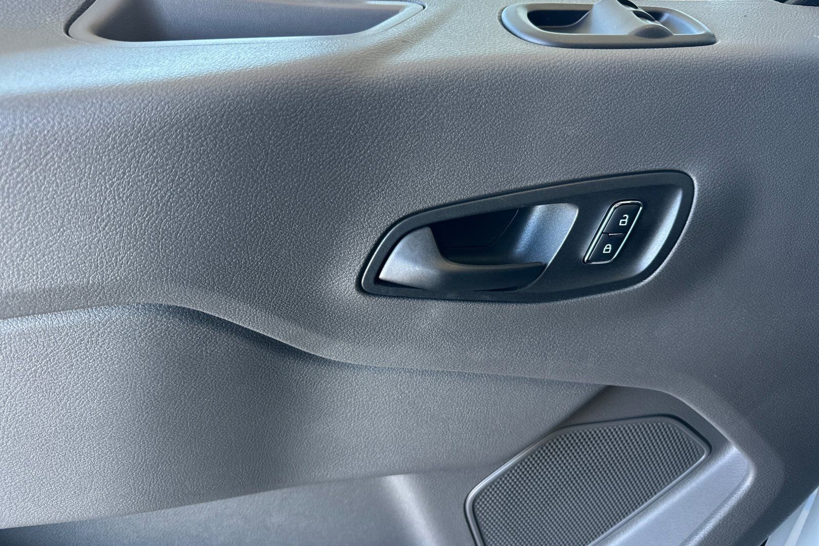 New 2026 Ford Transit 250 148 Medium Roof w/ Load Area Protection Package image 10