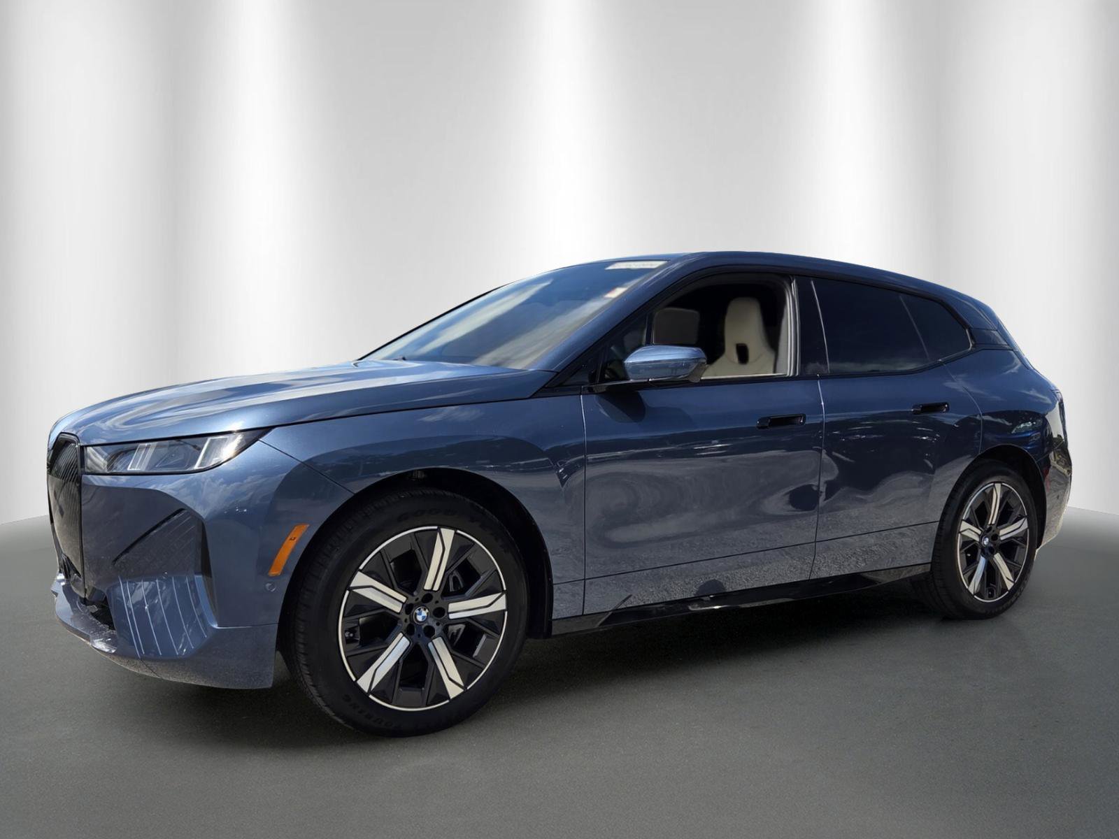 New 2026 BMW iX xDrive45 w/ Climate Comfort Package AWD/4WD image 3