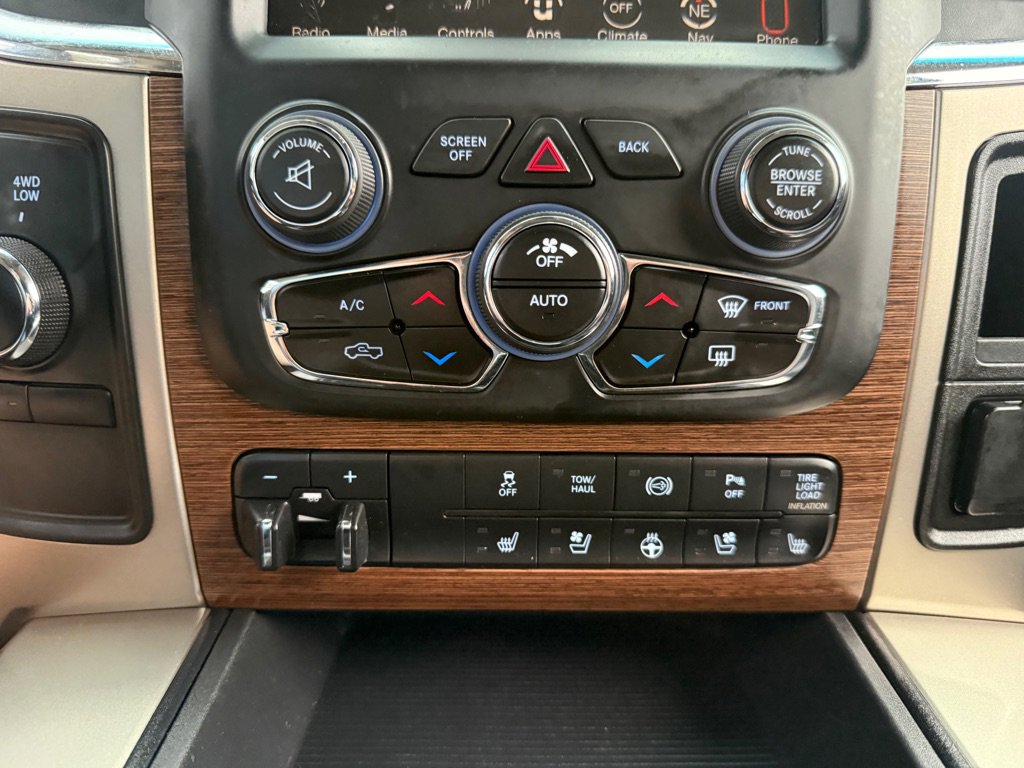 Used 2013 RAM 2500 Laramie w/ Convenience Group image 34