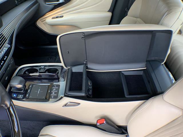 Certified 2022 Lexus LS 500 AWD w/ Interior Upgrade Package image 21