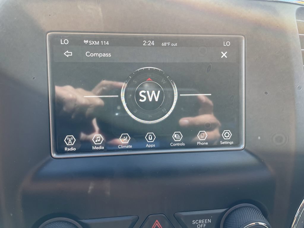 Certified 2021 Jeep Grand Cherokee Laredo AWD/4WD image 19