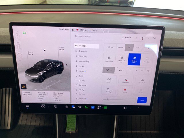 Used 2026 Tesla Model Y 2WD image 19