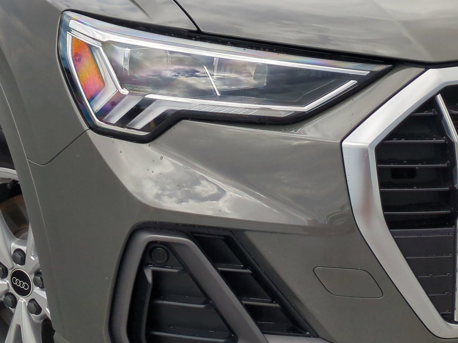 Used 2023 Audi Q3 2.0T Premium w/ Convenience Package AWD/4WD image 25