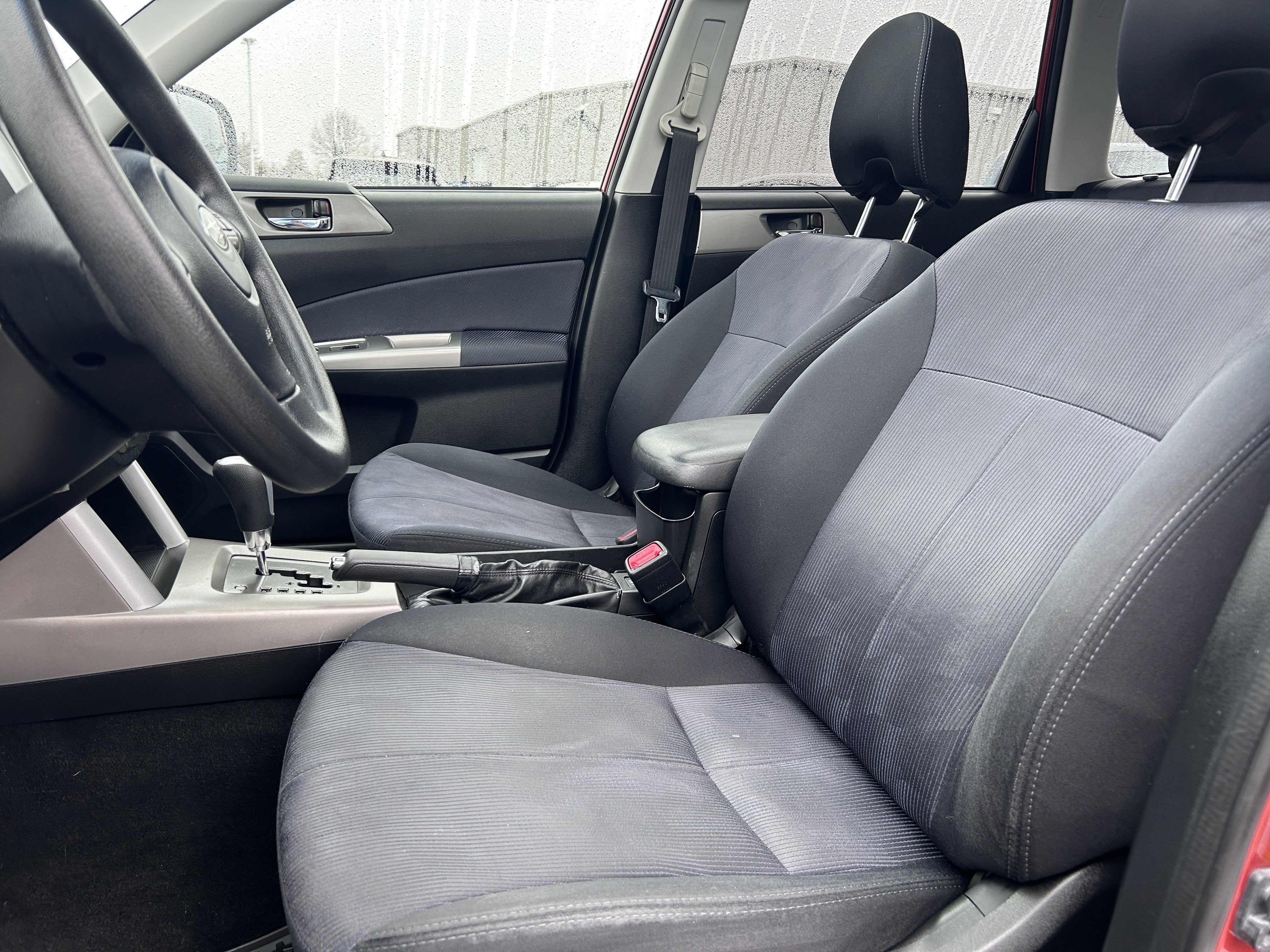 Used 2010 Subaru Forester 2.5X Premium image 17