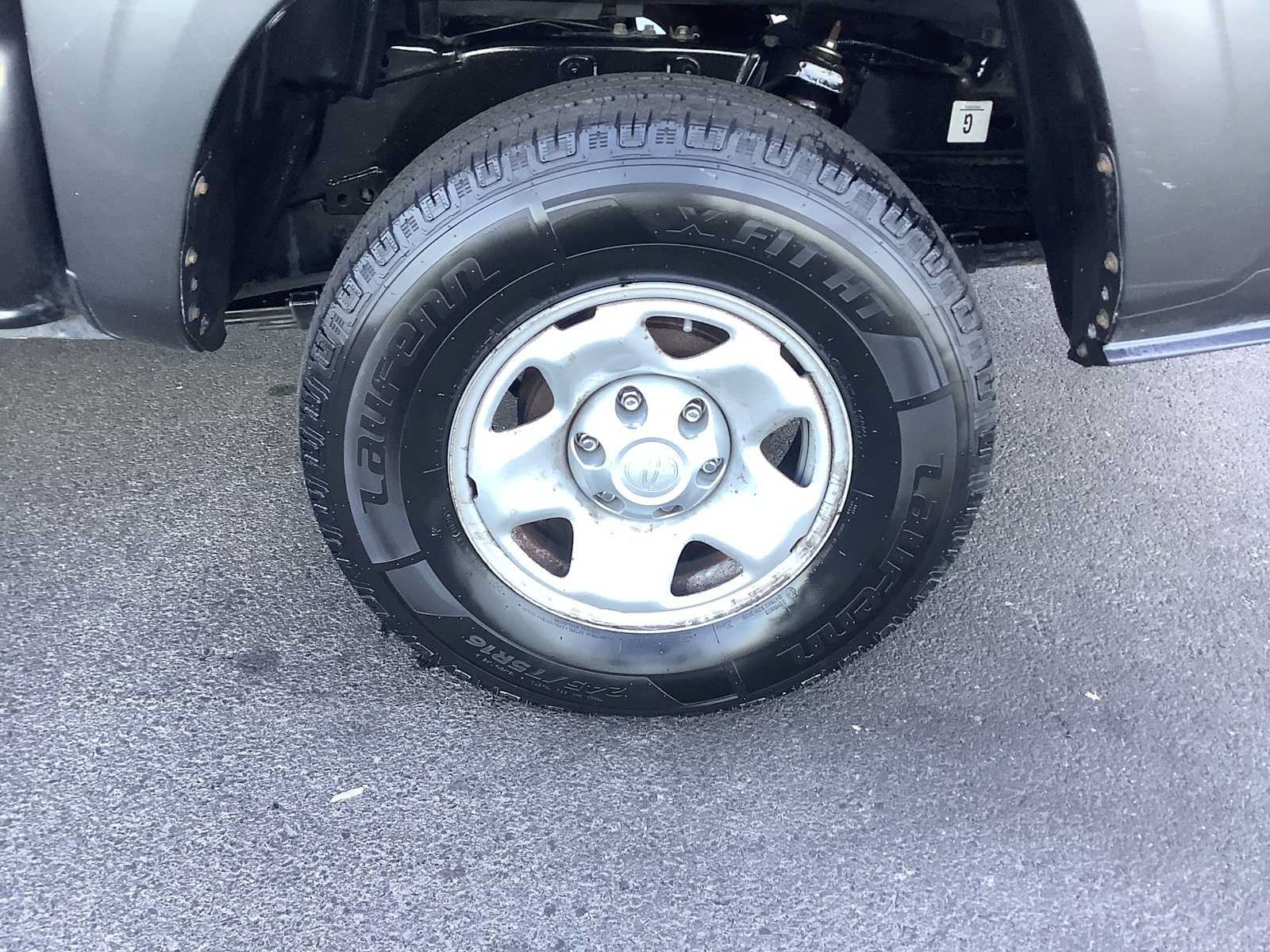 Used 2018 Toyota Tacoma SR w/ SR Convenience Package AWD/4WD image 8