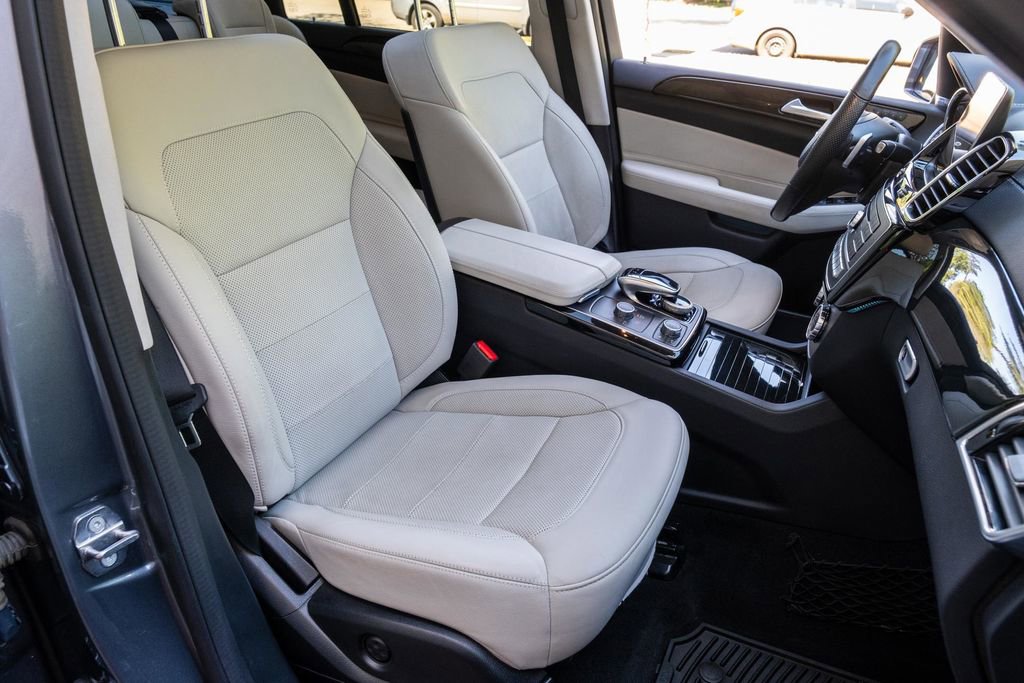 Used 2019 Mercedes-Benz GLS 450 4MATIC w/ Premium 1 Package image 30