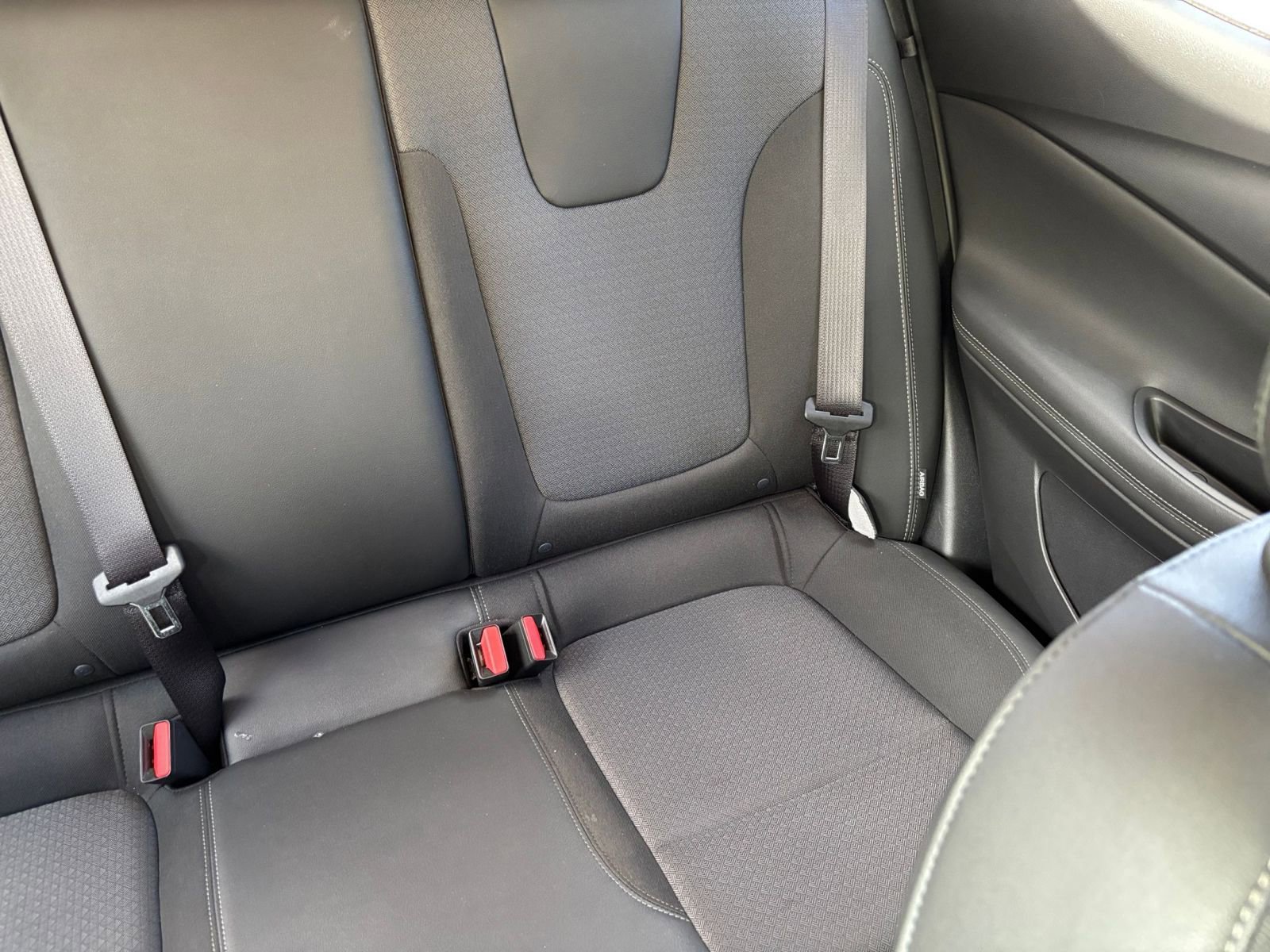 Used 2025 Buick Encore GX Preferred FWD image 36