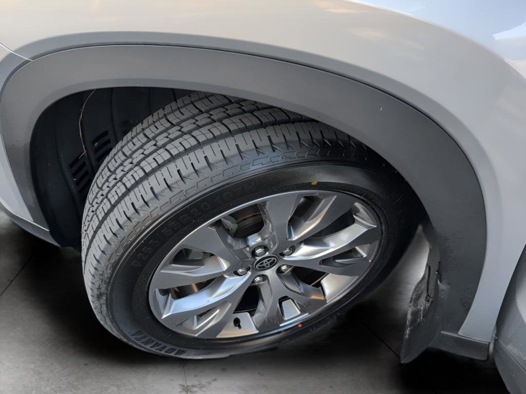 Used 2024 Toyota Grand Highlander Limited image 46