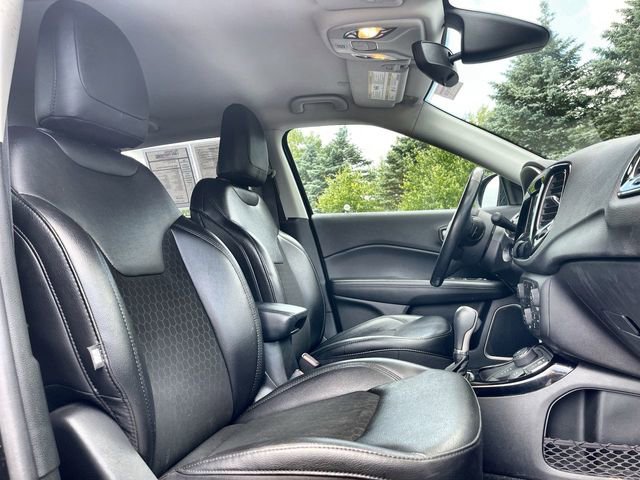 Used 2020 Jeep Compass Latitude AWD/4WD image 27