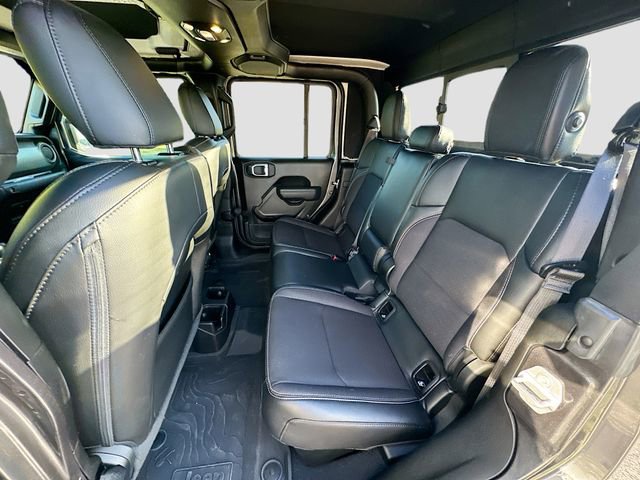 Used 2023 Jeep Gladiator Sport S image 23