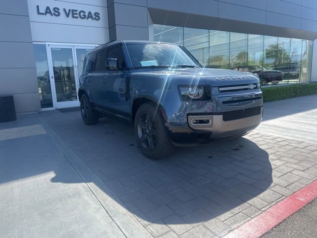 Used 2024 Land Rover Defender 110 X-Dynamic SE image 3