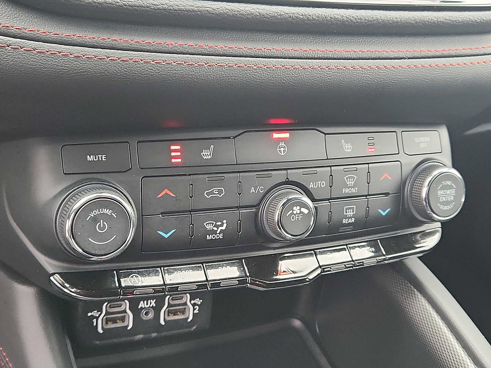 Certified 2025 Dodge Durango GT image 15