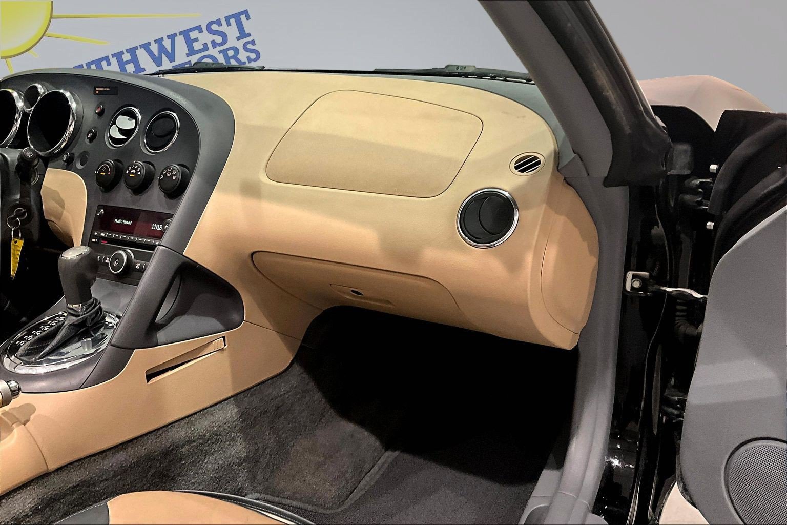 Used 2007 Pontiac Solstice Convertible w/ Premium Package RWD image 21