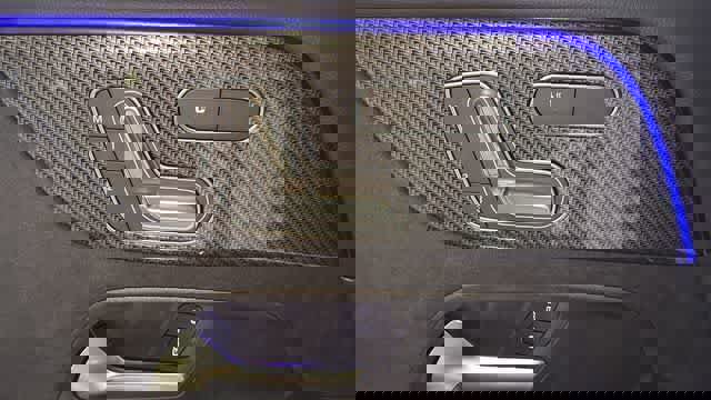 Used 2026 Mercedes-Benz GLB 35 AMG 4MATIC image 17